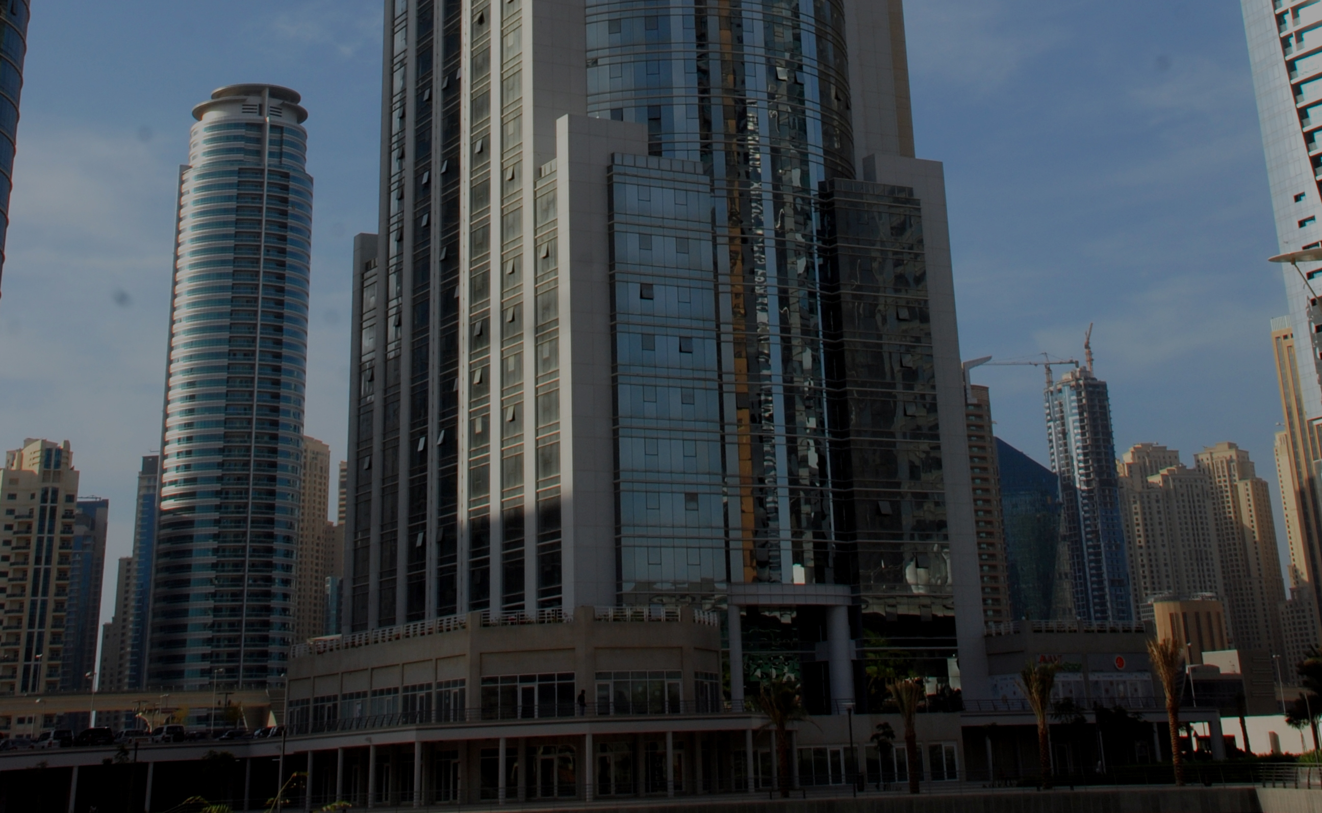 8. Golden Crest Towers (Jumeriah Lake Towers) - 4(1)